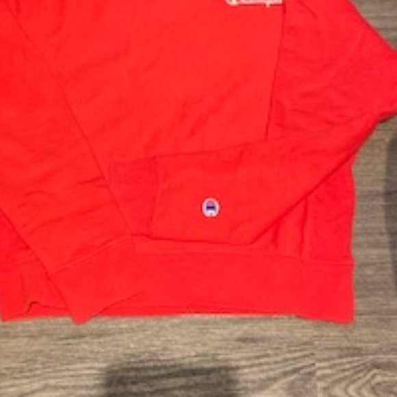 Small Red Champion Crew-Neck - Picture 2 of 2